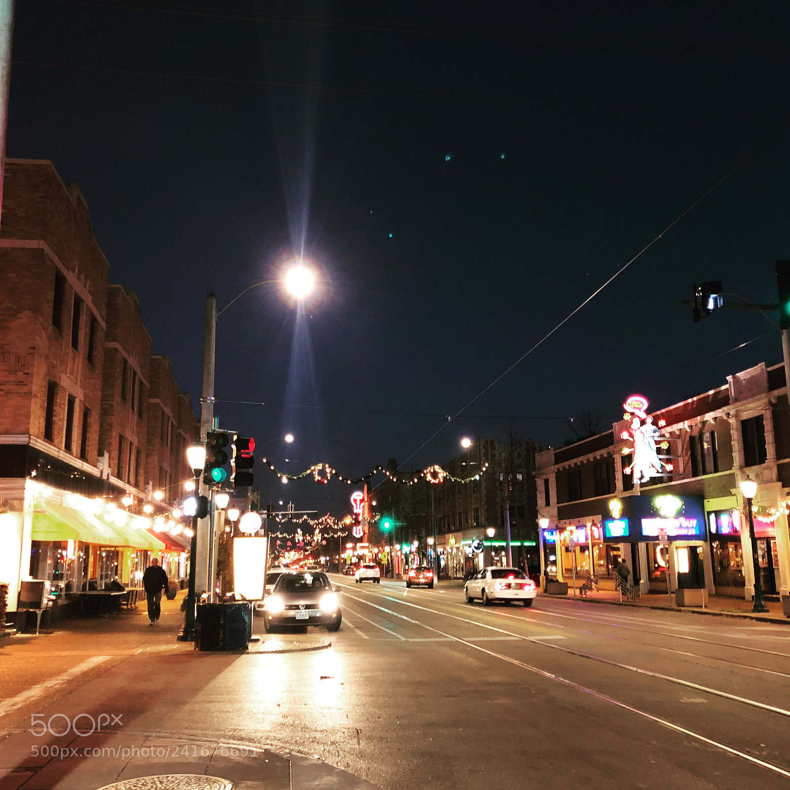 Apple iPhone 8 sample photo. Delmar loop of saint photography