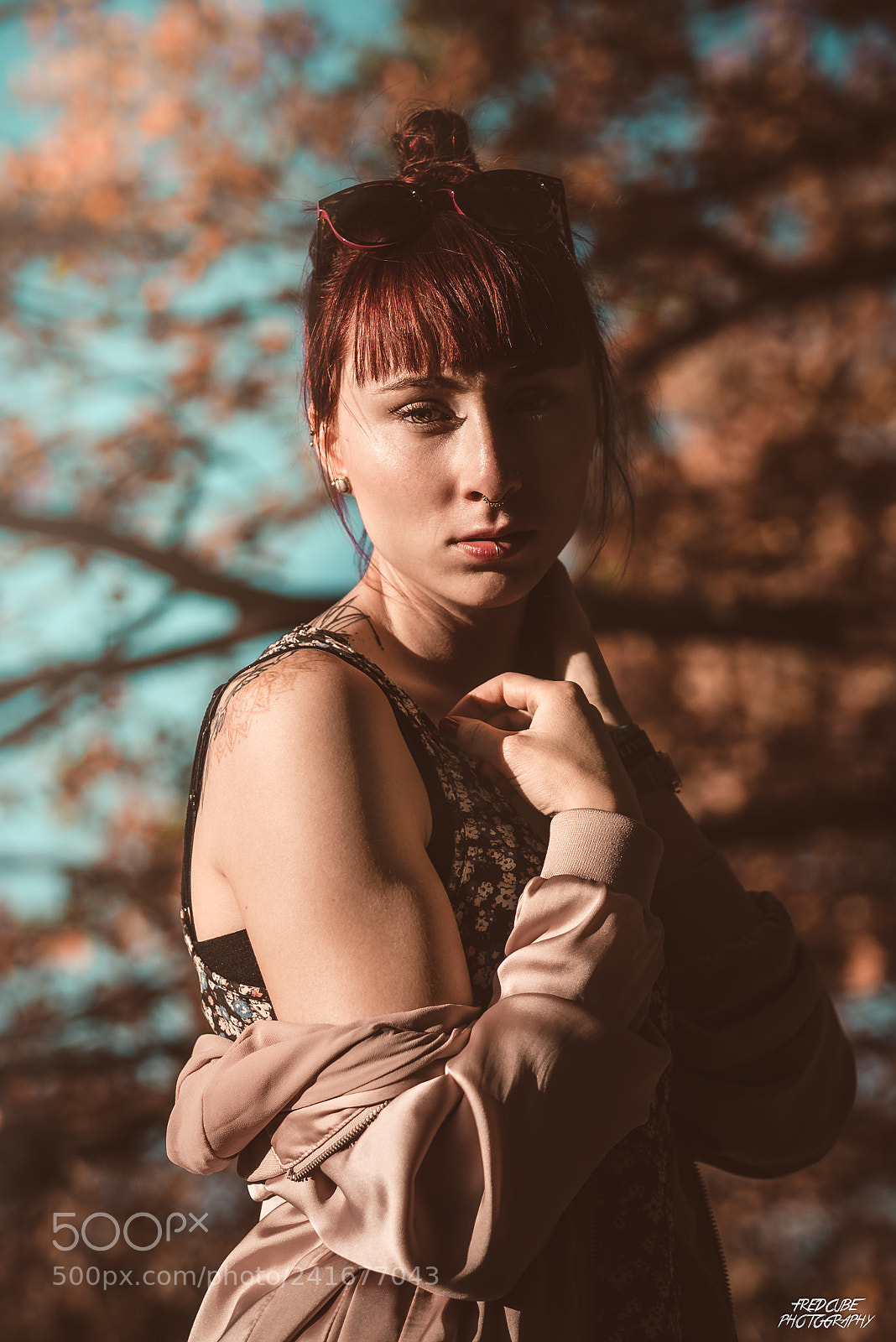 Panasonic Lumix DMC-GX85 (Lumix DMC-GX80 / Lumix DMC-GX7 Mark II) sample photo. Autumn | portrait lisa | fc2017 photography
