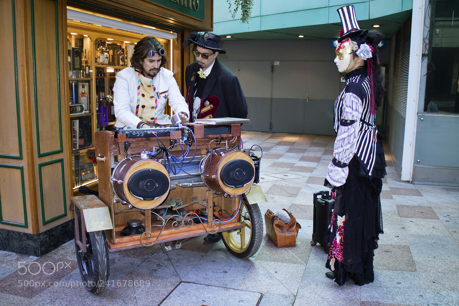 Canon EOS M3 sample photo. Img photography