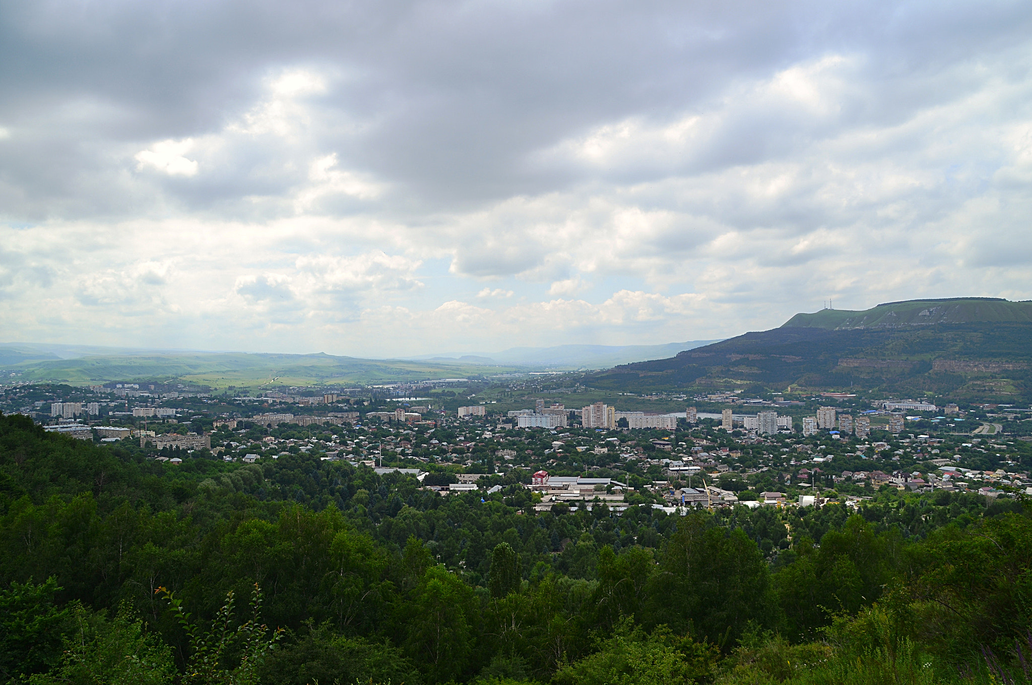 Nikon D3100 sample photo. Reflective cityscape photography