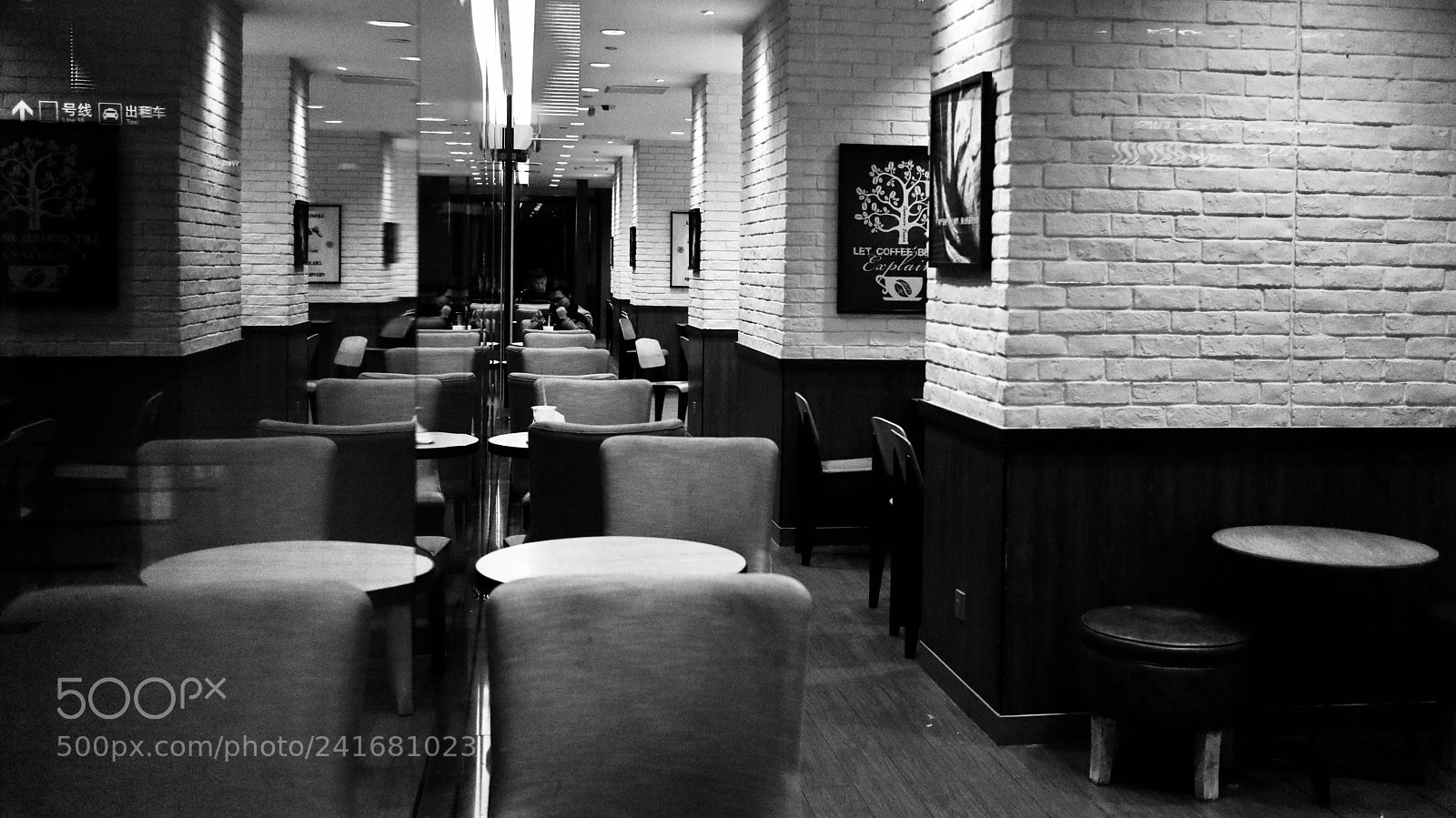 Canon EOS M6 sample photo. Single night photography