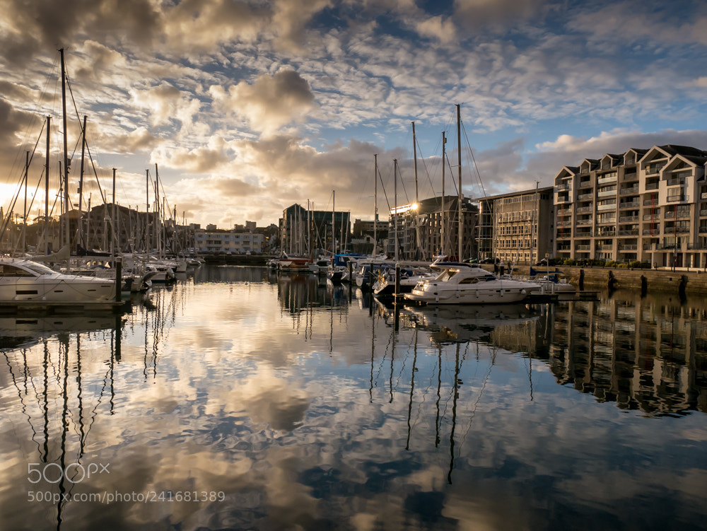 Panasonic Lumix DMC-G7 sample photo. Sutton harbour reflections photography