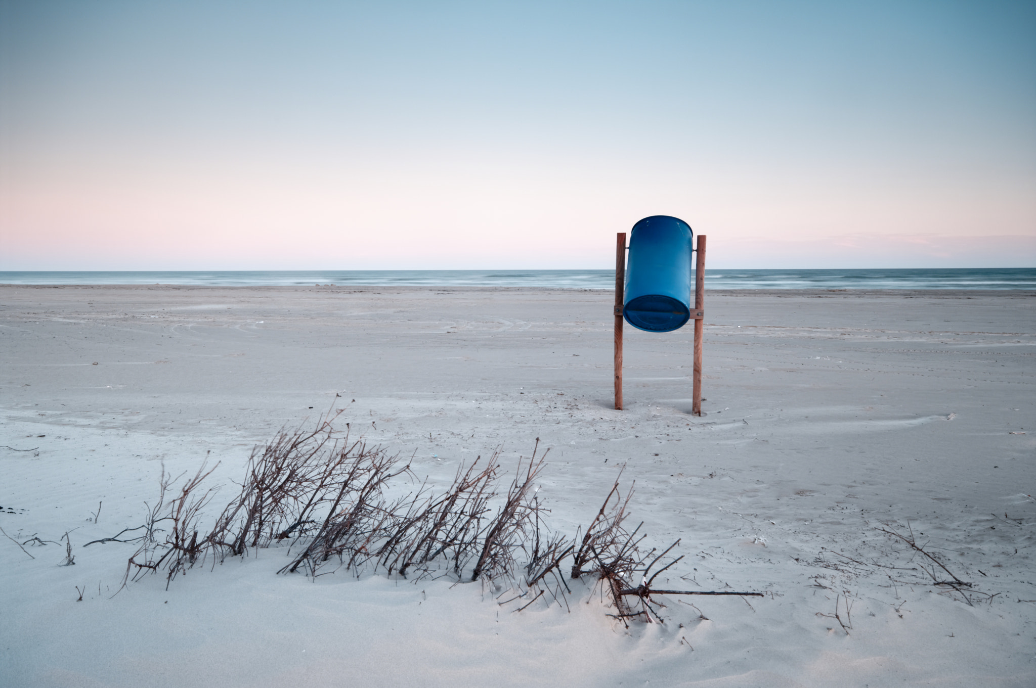 Pentax K20D + Sigma AF 10-20mm F4-5.6 EX DC sample photo. Beach photography