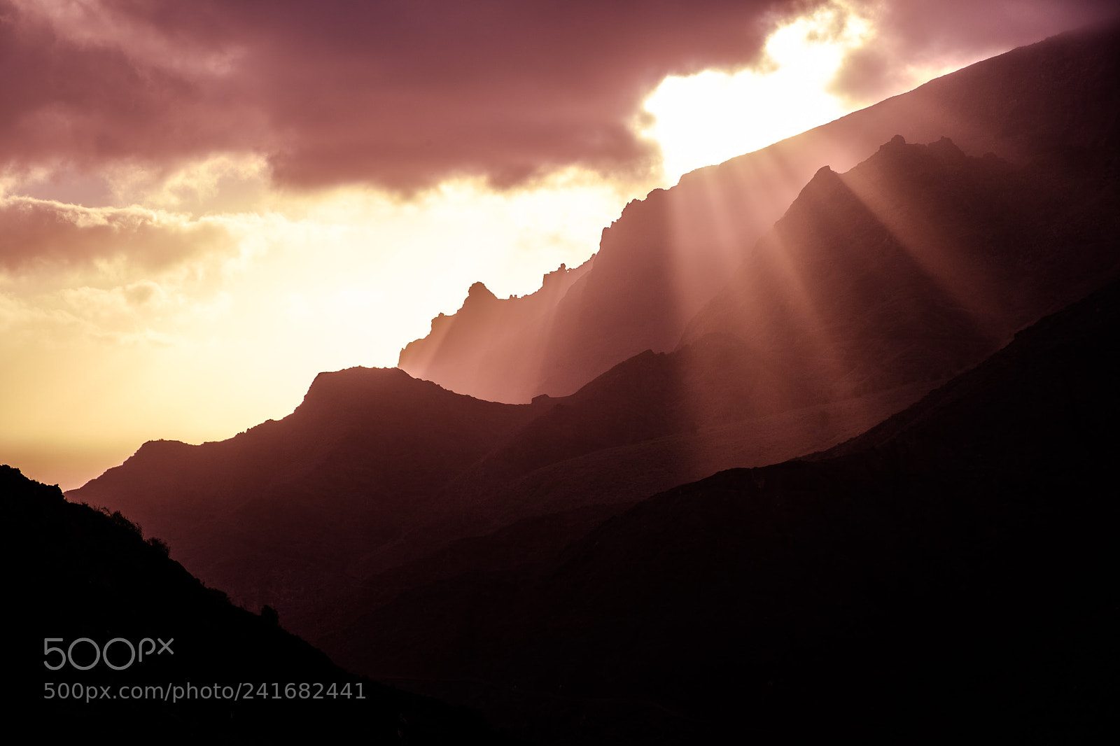 Fujifilm X-T2 sample photo. Sun rays over la photography