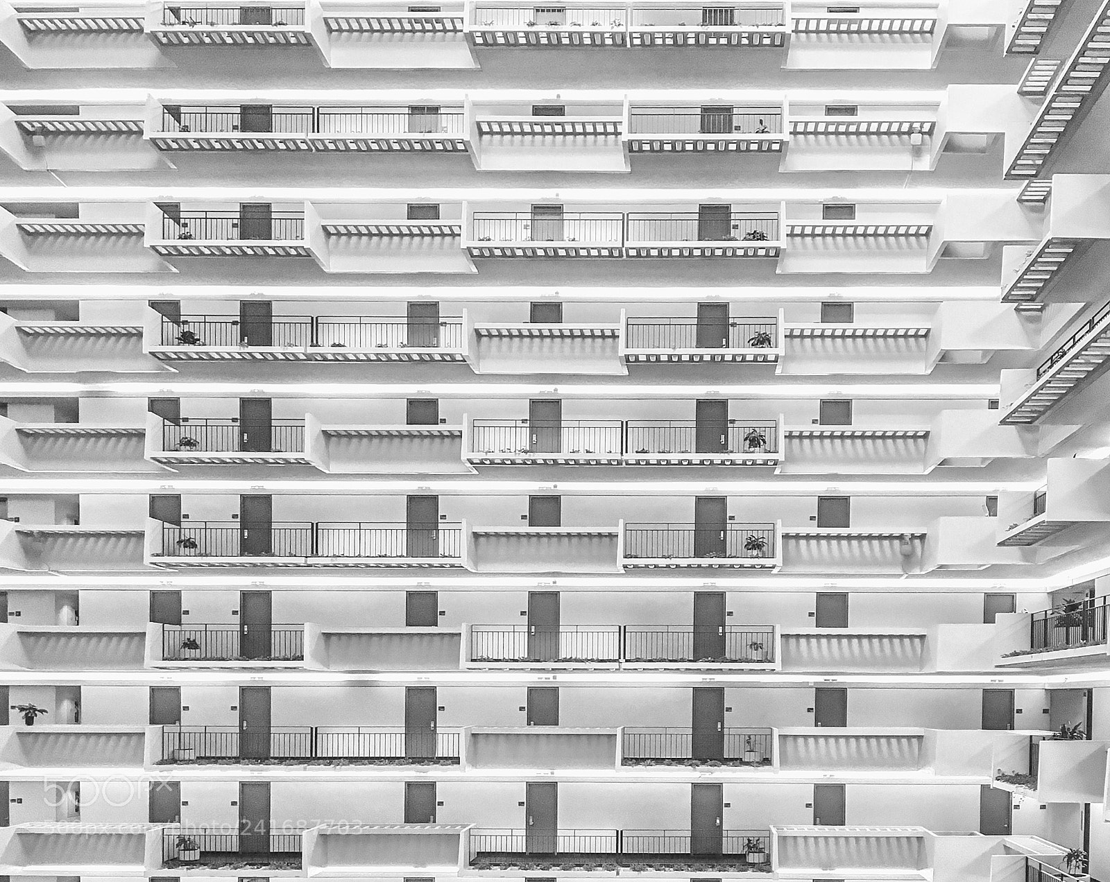 Apple iPhone 6s sample photo. White hotel in atlanta photography