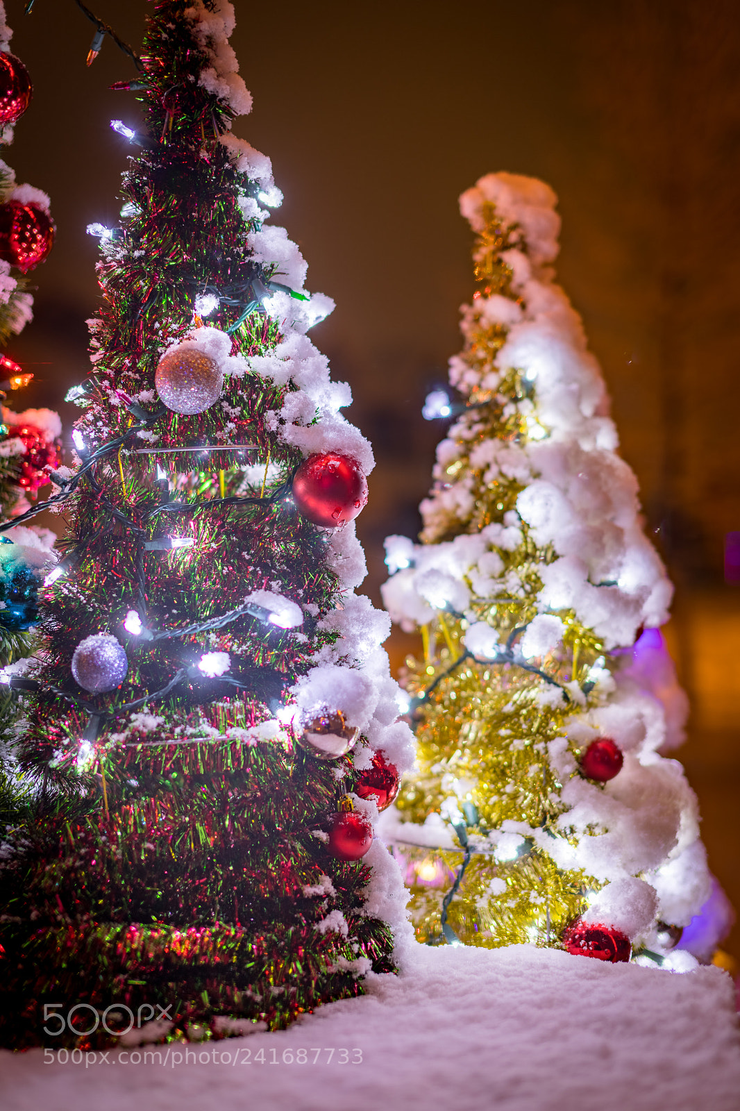 Canon EOS 6D Mark II sample photo. Christmas lights photography
