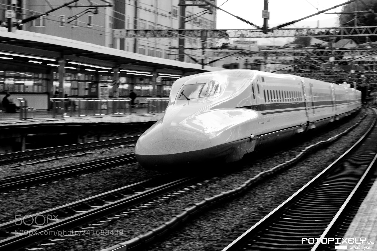 Nikon D600 sample photo. Šinkansen / shinkansen photography