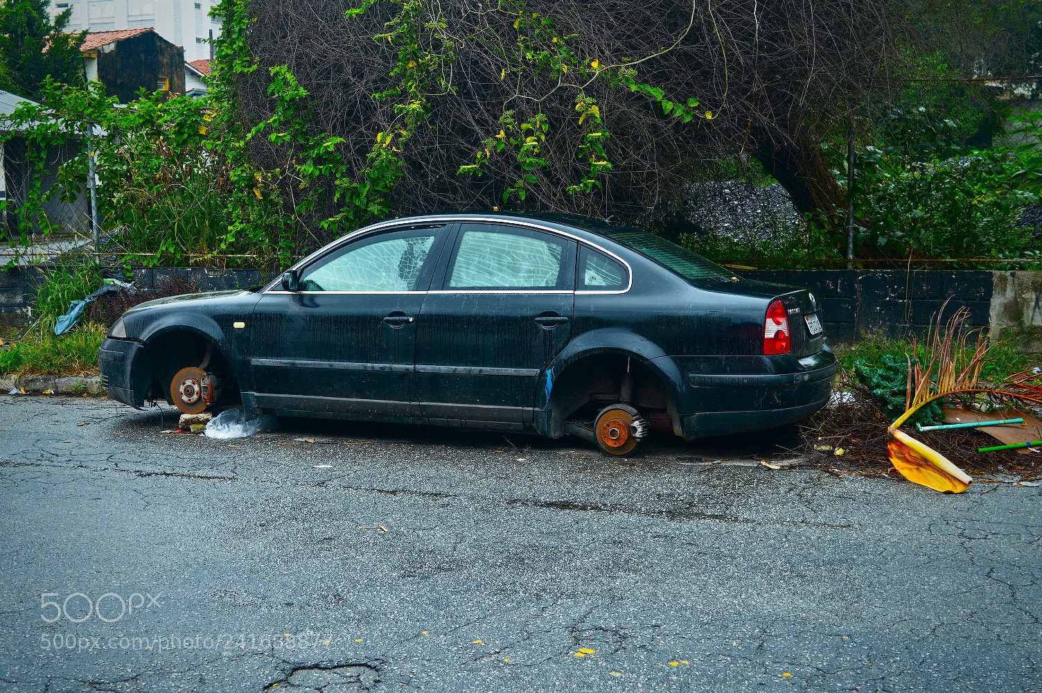 Nikon D3200 sample photo. Abandoned car photography