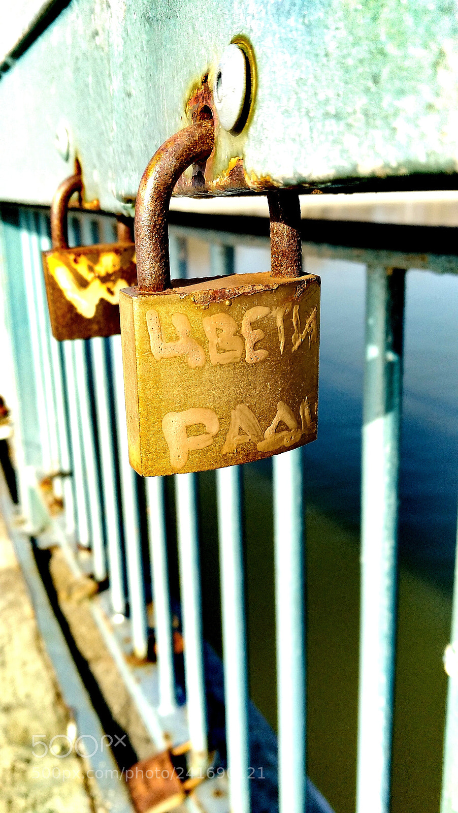 HUAWEI nova sample photo. Locked i photography