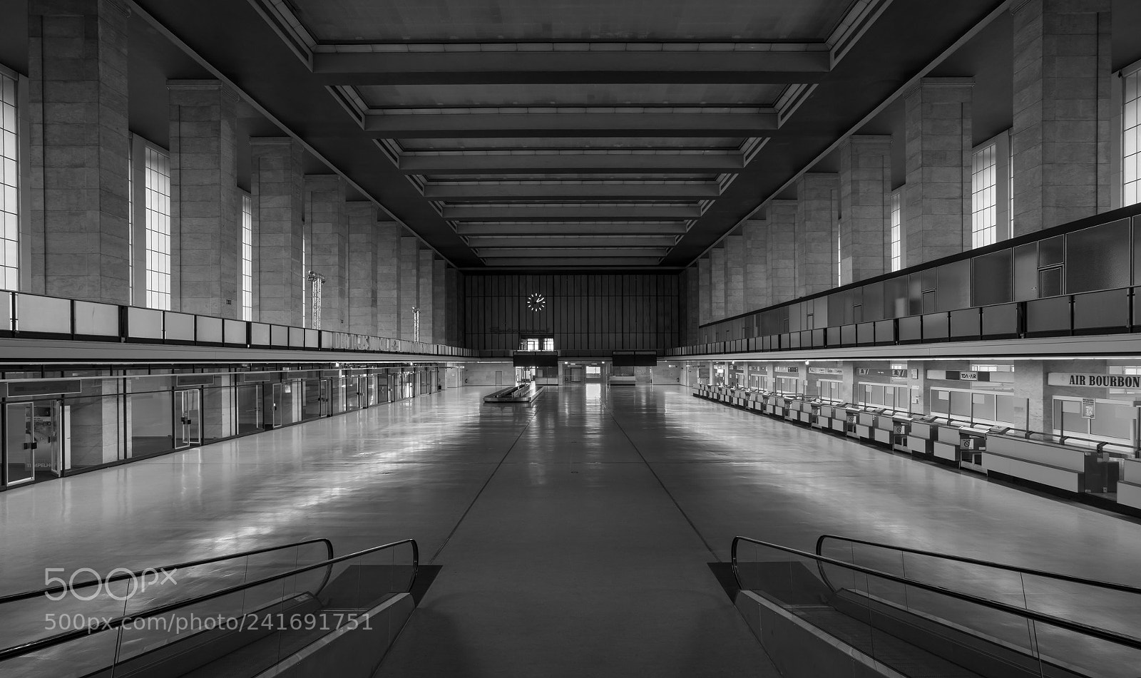 Sony a6300 sample photo. Main hall photography
