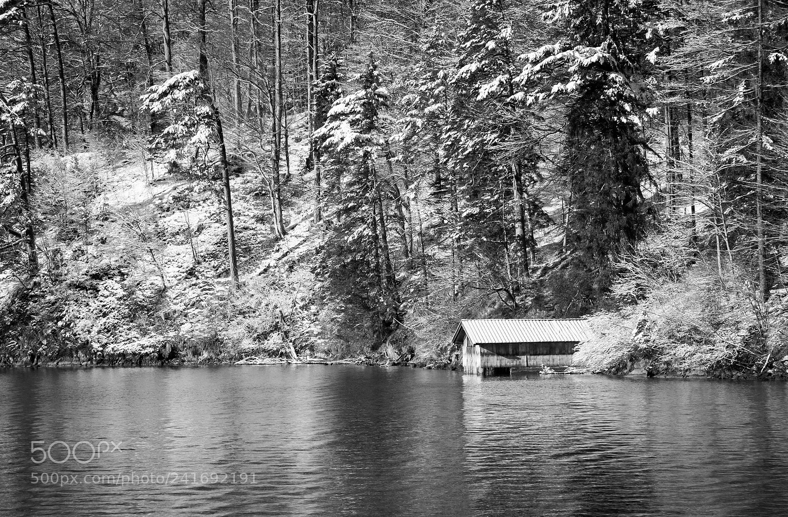 Sony SLT-A58 sample photo. Boathouse photography