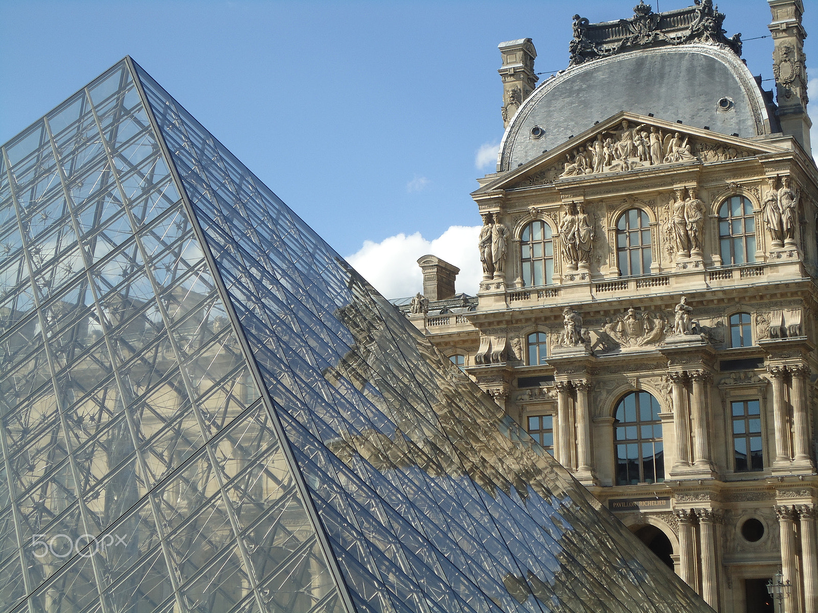 Sony Cyber-shot DSC-W320 sample photo. Louvre museum photography