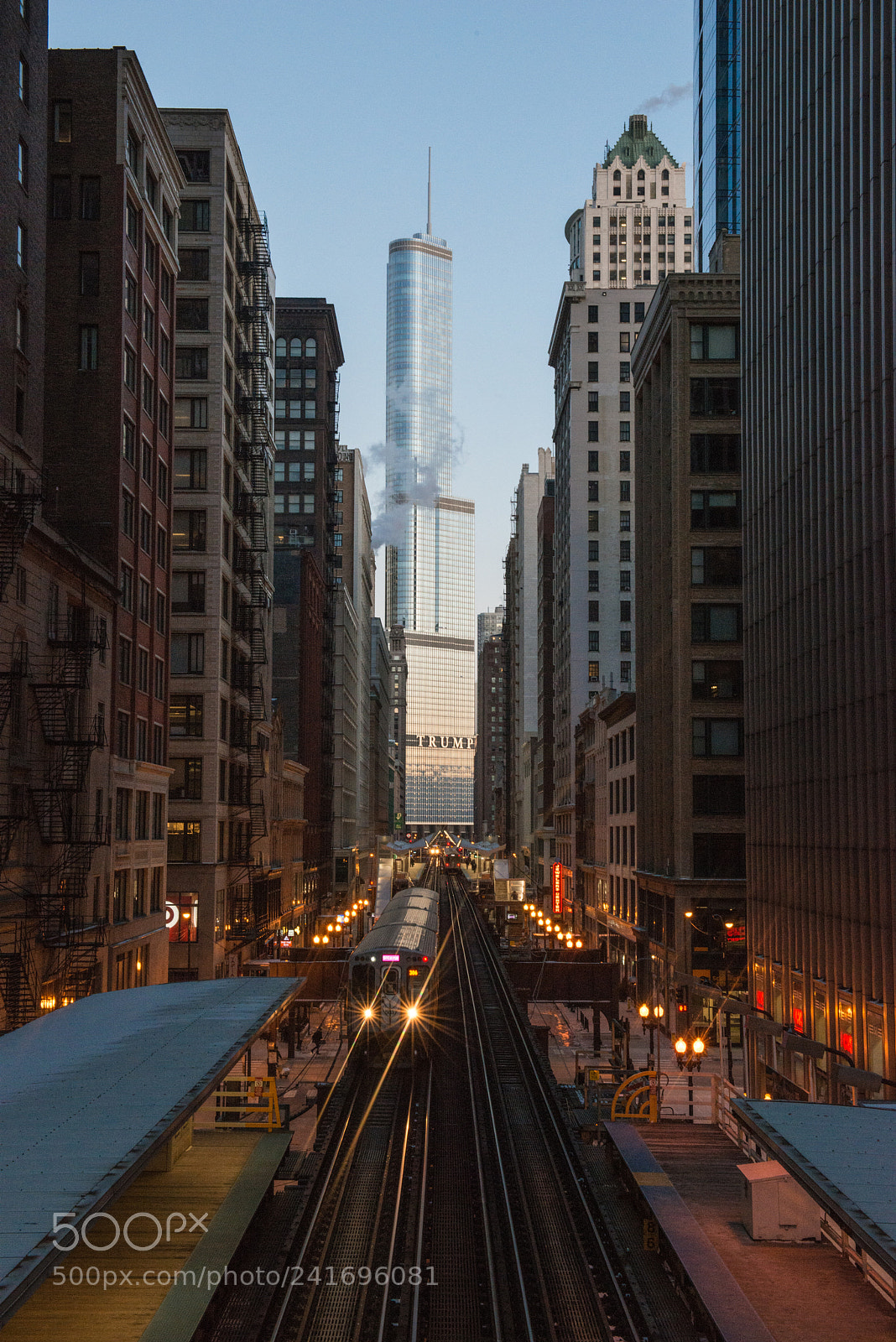 Nikon D800 sample photo. Above the el photography
