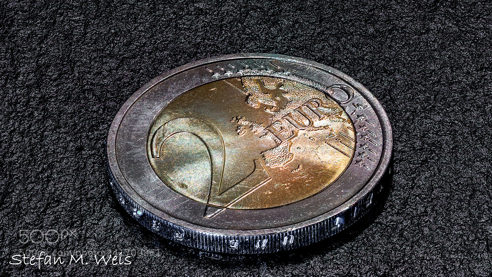 Olympus OM-D E-M10 II sample photo. Money money money.... photography