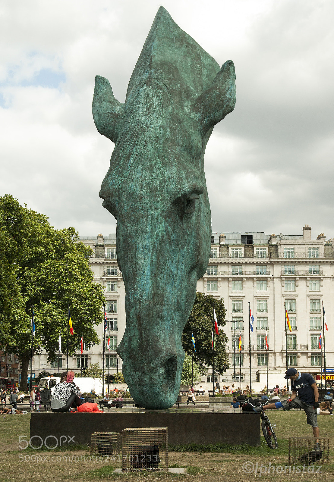Pentax K10D sample photo. Horse head london photography