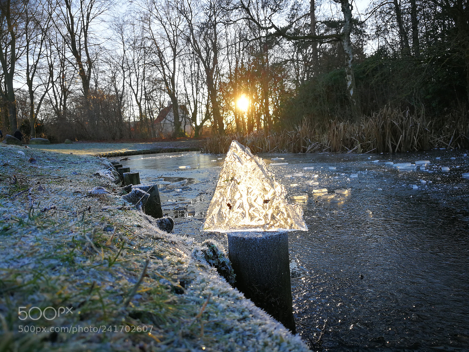 HUAWEI P10 sample photo. Ice pyramid photography
