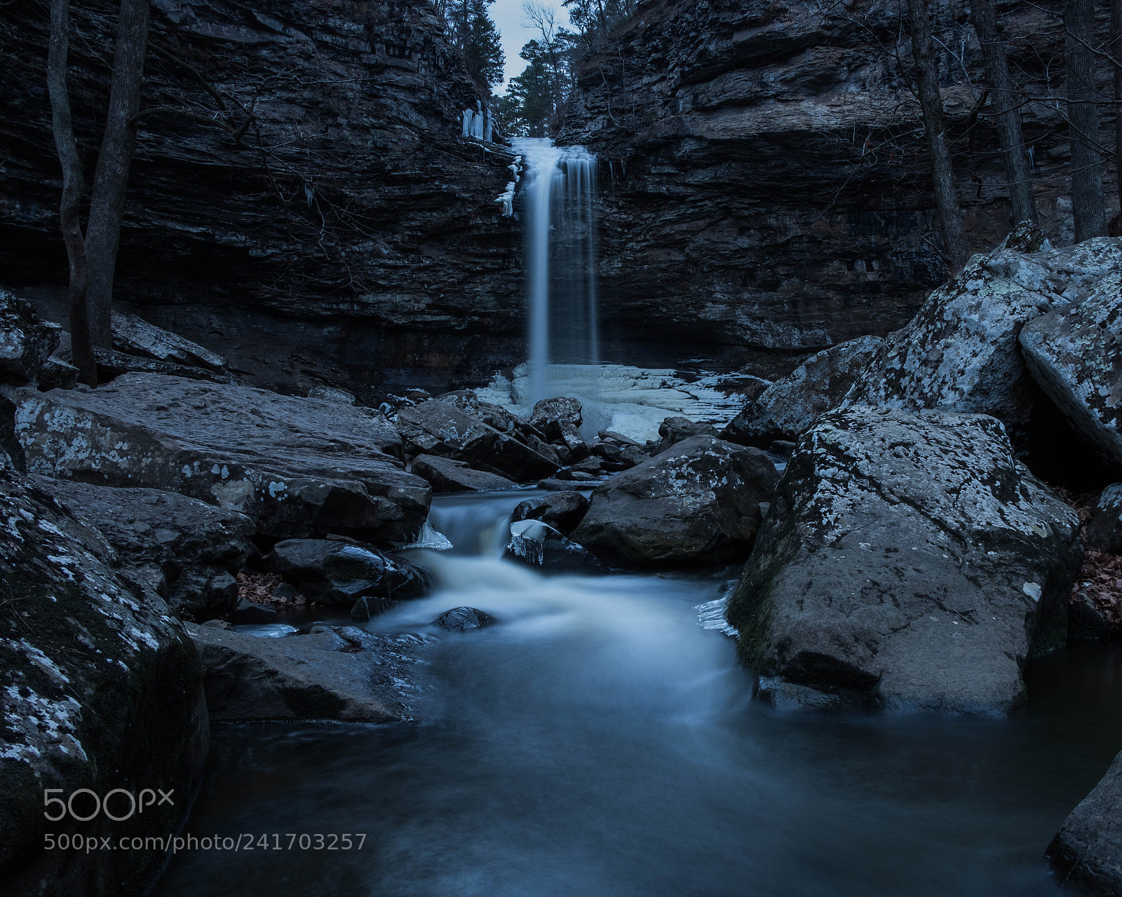 Fujifilm X-T2 sample photo. Winter waterfall photography