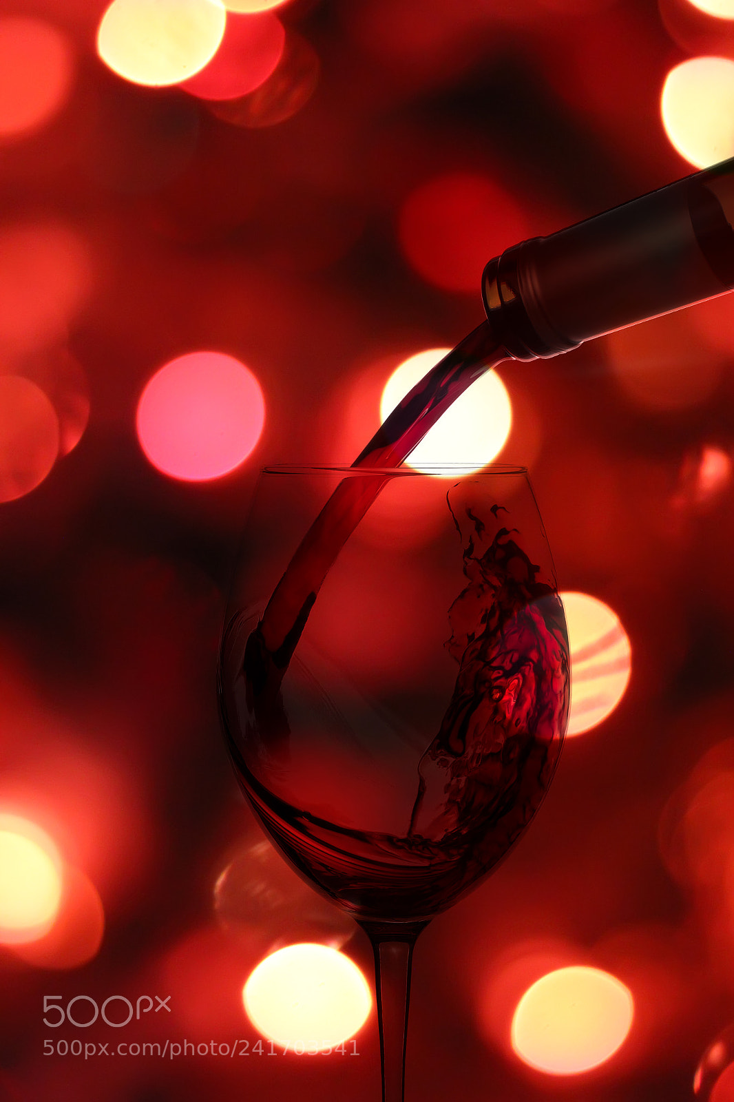 Canon EOS 1200D (EOS Rebel T5 / EOS Kiss X70 / EOS Hi) sample photo. A splash of wine photography