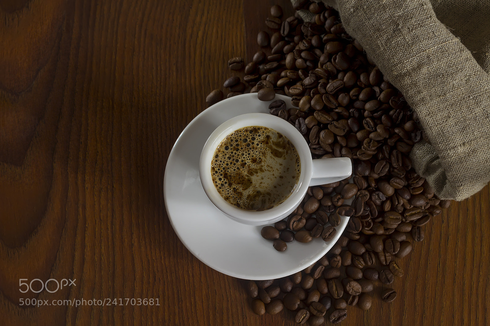 Canon EOS 1200D (EOS Rebel T5 / EOS Kiss X70 / EOS Hi) sample photo. Coffee on a wooden photography