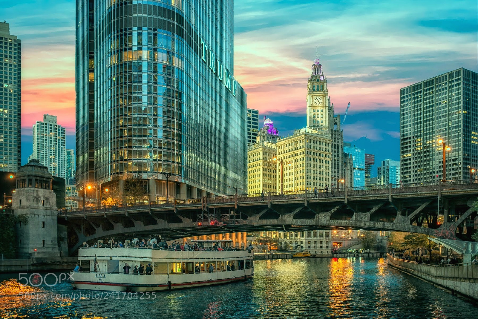 Nikon D600 sample photo. Evening on chicago river. photography