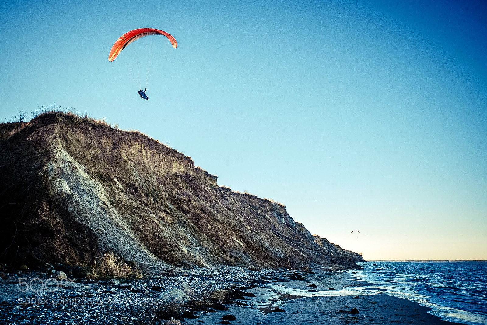 Fujifilm X10 sample photo. Fly photography