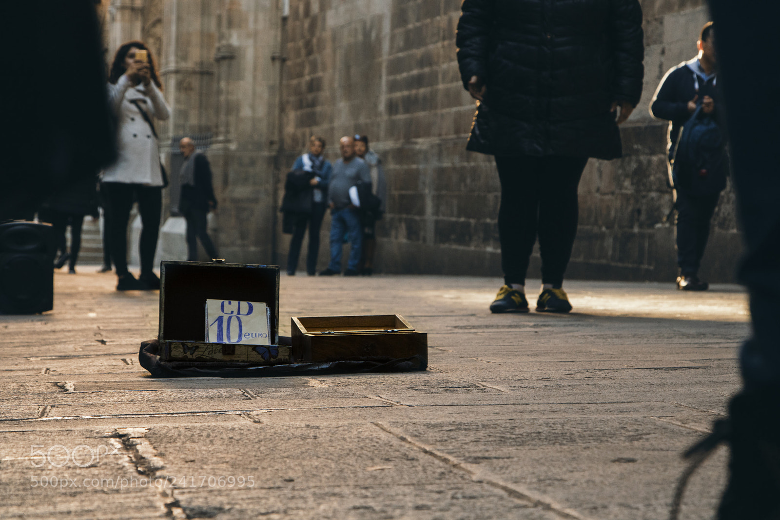 Canon EOS 750D (EOS Rebel T6i / EOS Kiss X8i) sample photo. Art al carrer photography