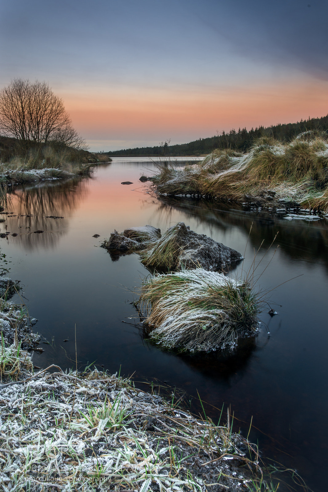 Nikon D7200 sample photo. Altnahinch dam, frosty sunset photography
