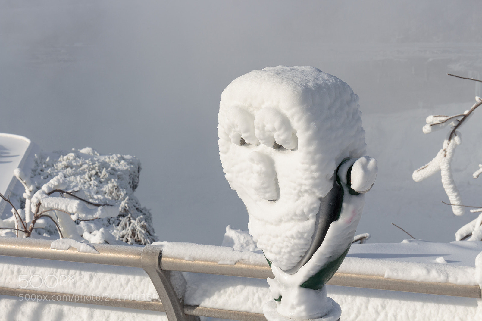 Canon EOS 700D (EOS Rebel T5i / EOS Kiss X7i) sample photo. So cold photography