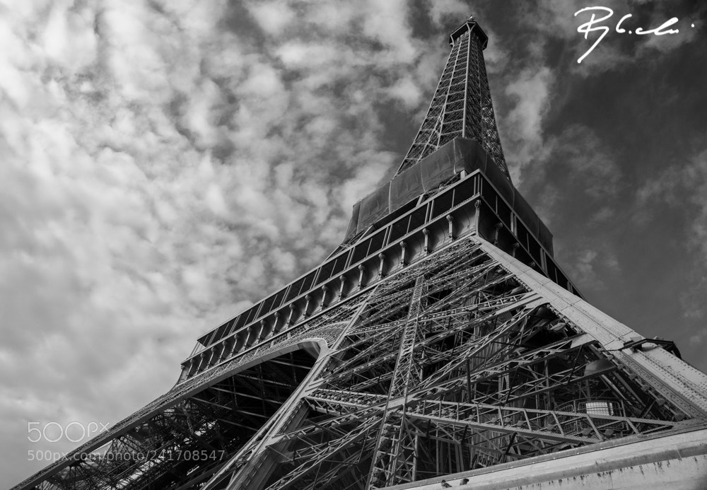 Sony Alpha DSLR-A350 sample photo. Paris ii photography