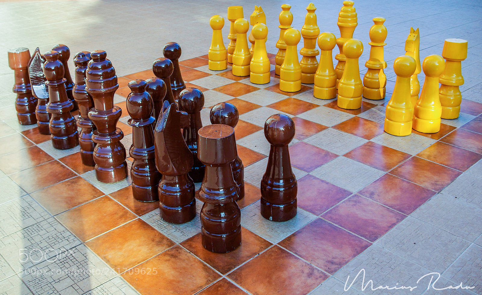 Pentax K10D sample photo. Giant chess photography