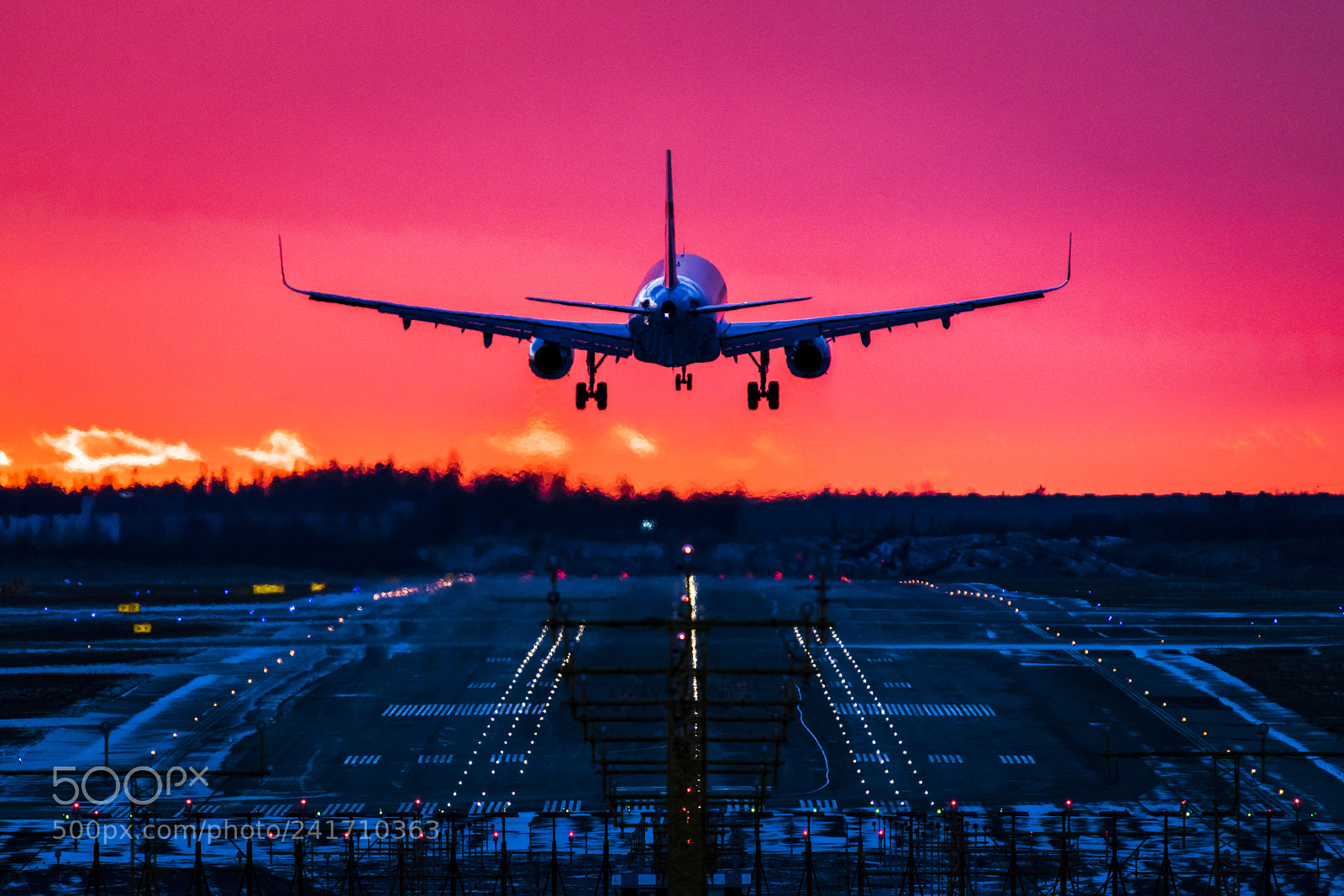 Canon EOS 6D Mark II sample photo. Sunset at airport photography