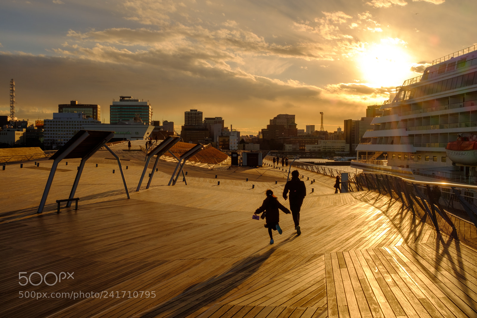 Fujifilm X100F sample photo. Sunset at yokohama harbor photography