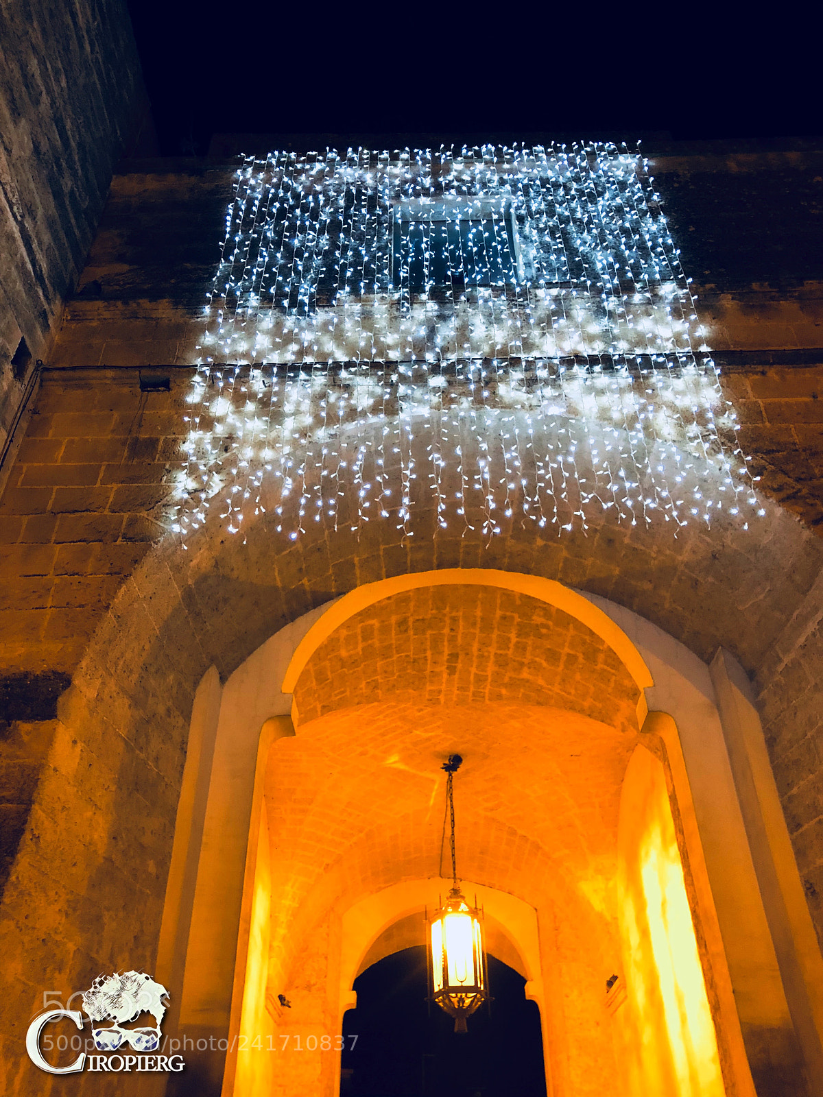 Apple iPhone X sample photo. Castello episcopio, mostra del photography
