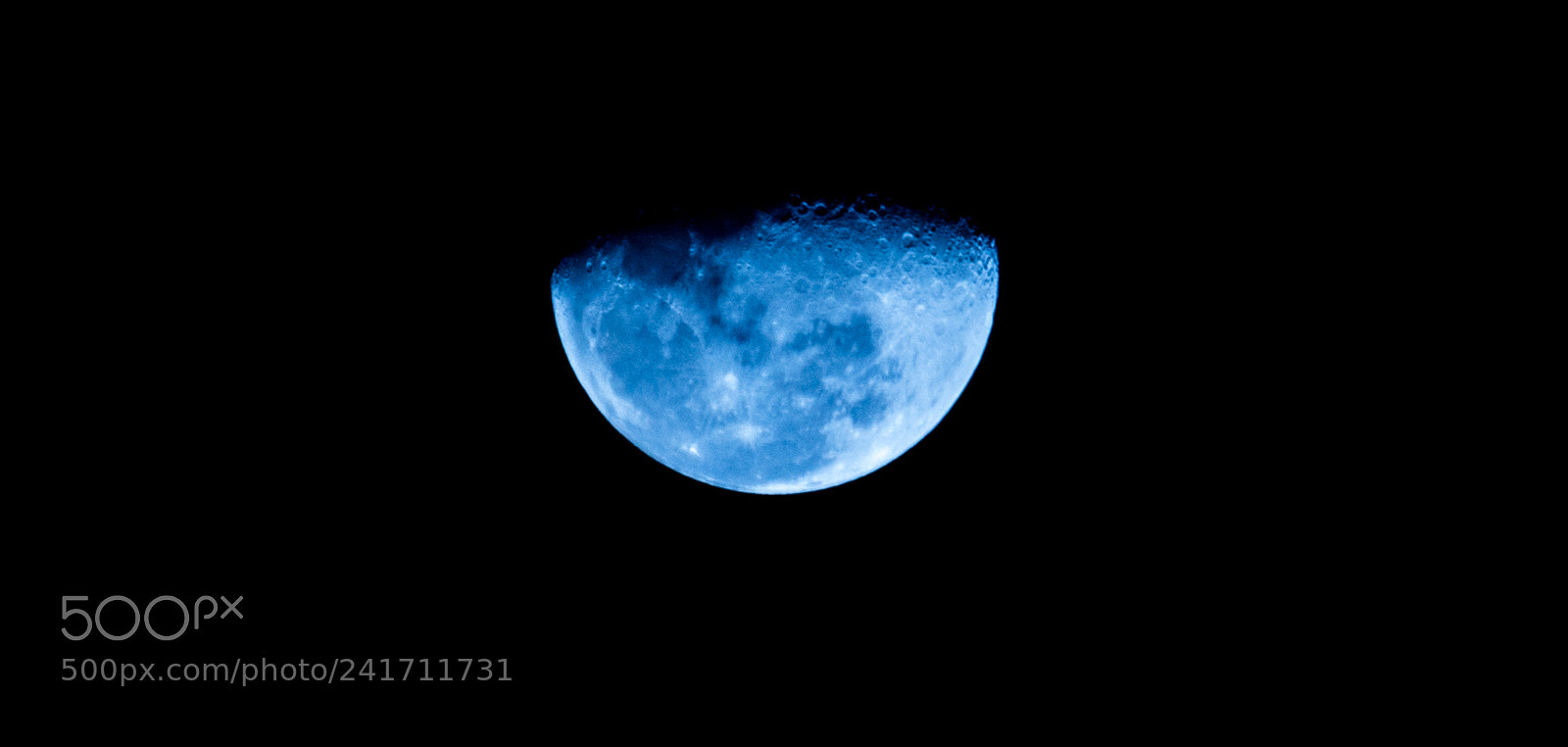 Sony SLT-A57 sample photo. Blue moon. photography