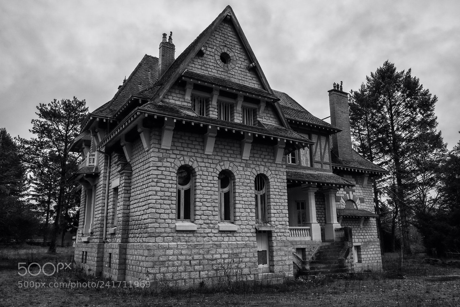 Fujifilm X-T20 sample photo. Old house photography