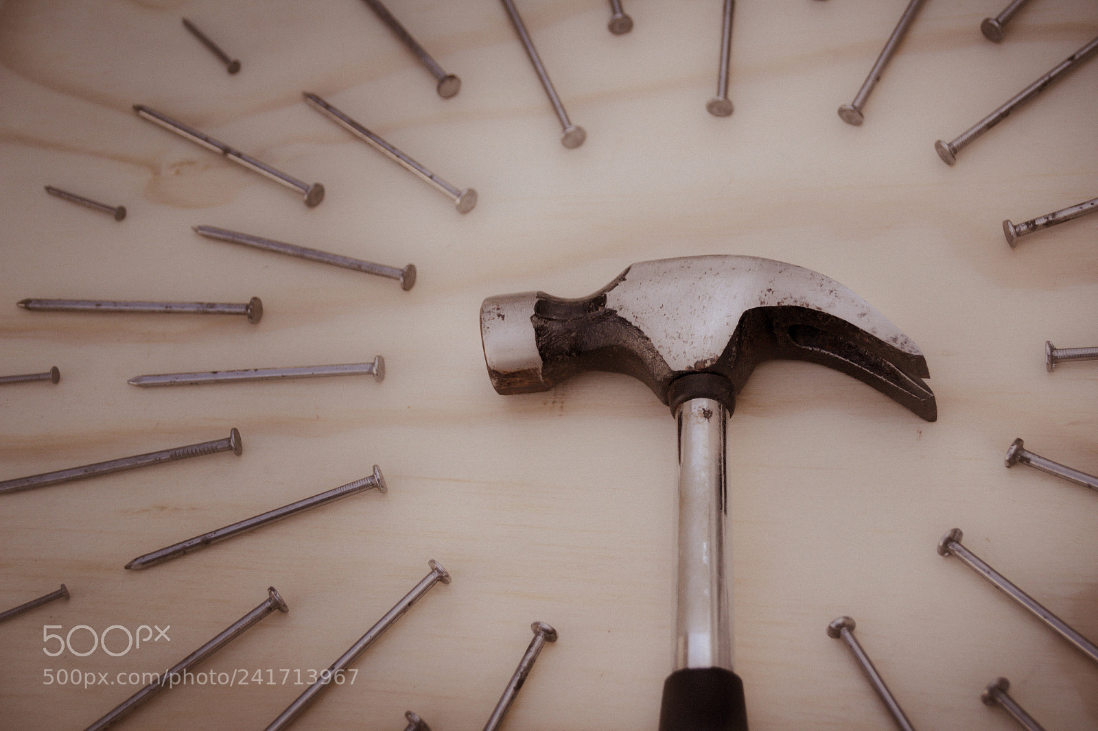 Canon EOS 1200D (EOS Rebel T5 / EOS Kiss X70 / EOS Hi) sample photo. Hammer and nails on photography