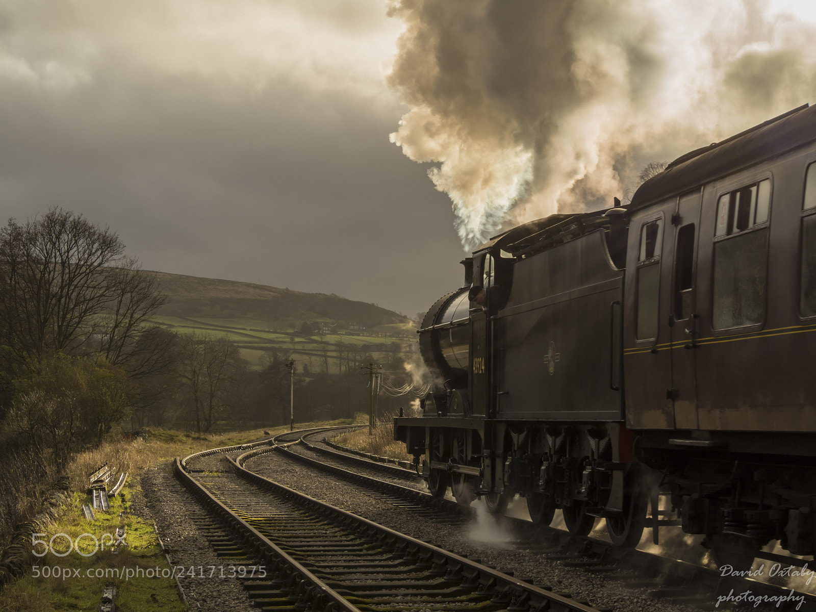 Olympus OM-D E-M10 II sample photo. 43924 heading to oxenhope photography