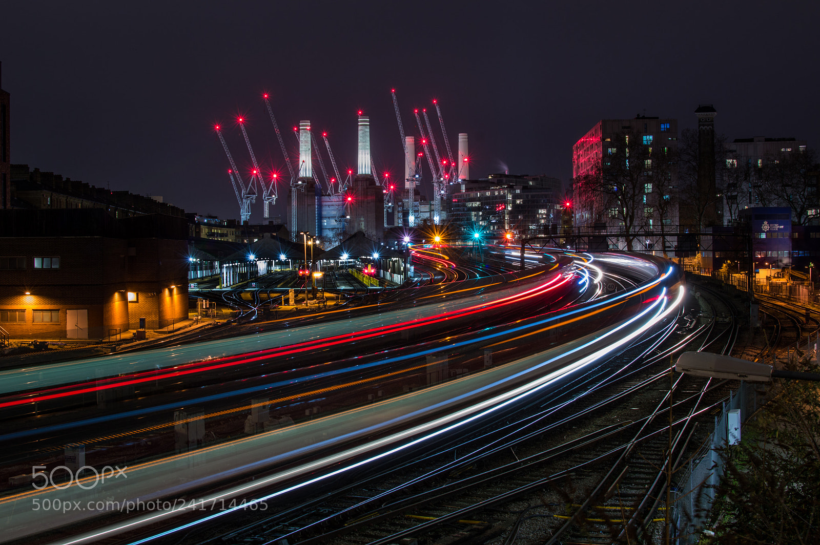 Nikon D3200 sample photo. Bending into battersea photography
