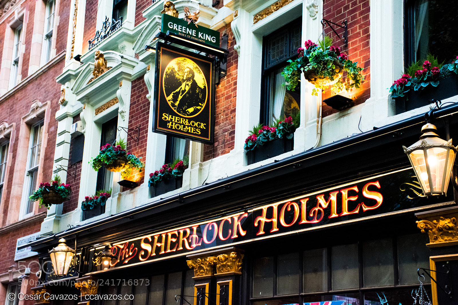 Nikon D3400 sample photo. Sherlock holmes pub photography