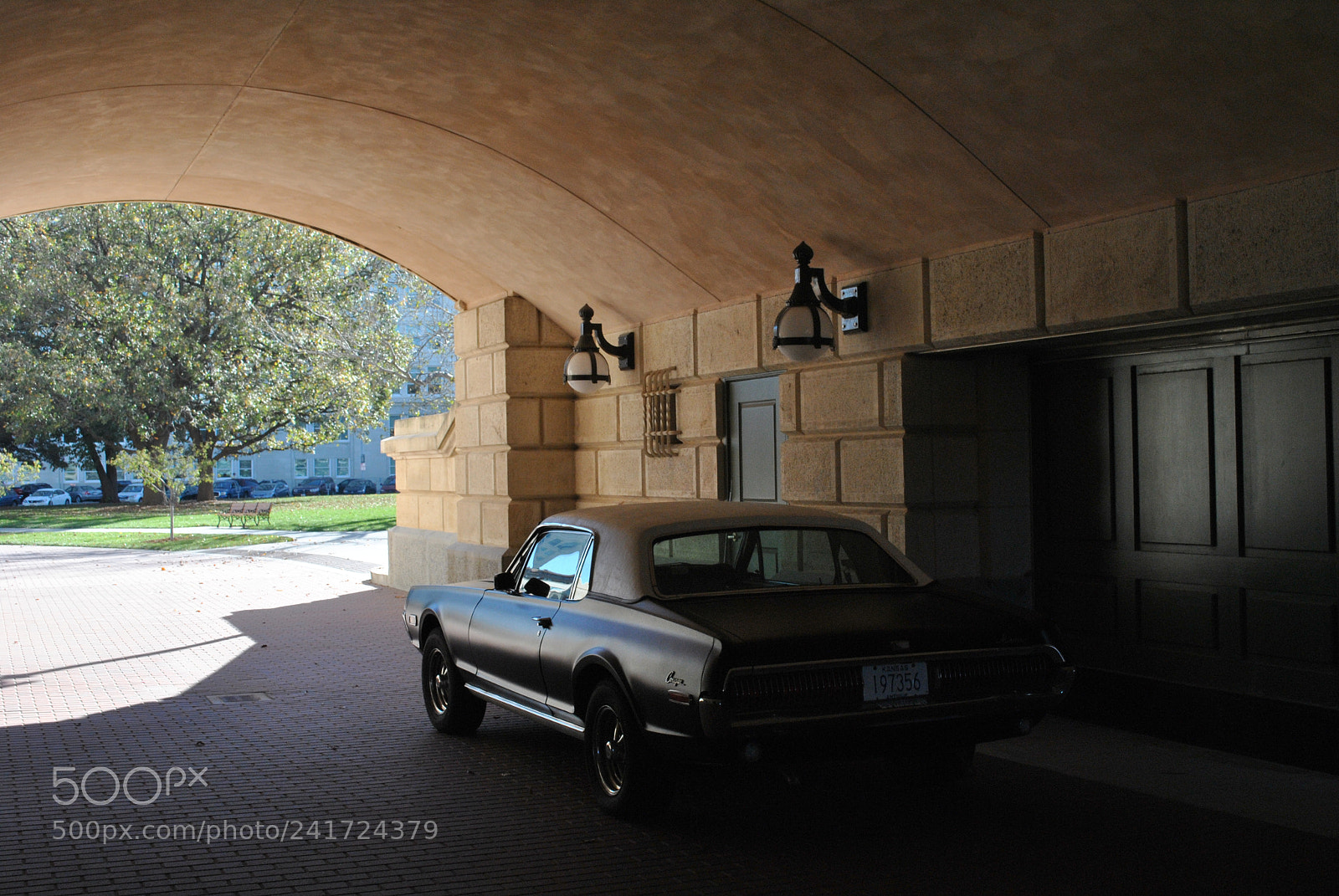 Nikon D3000 sample photo. Classic car at the photography