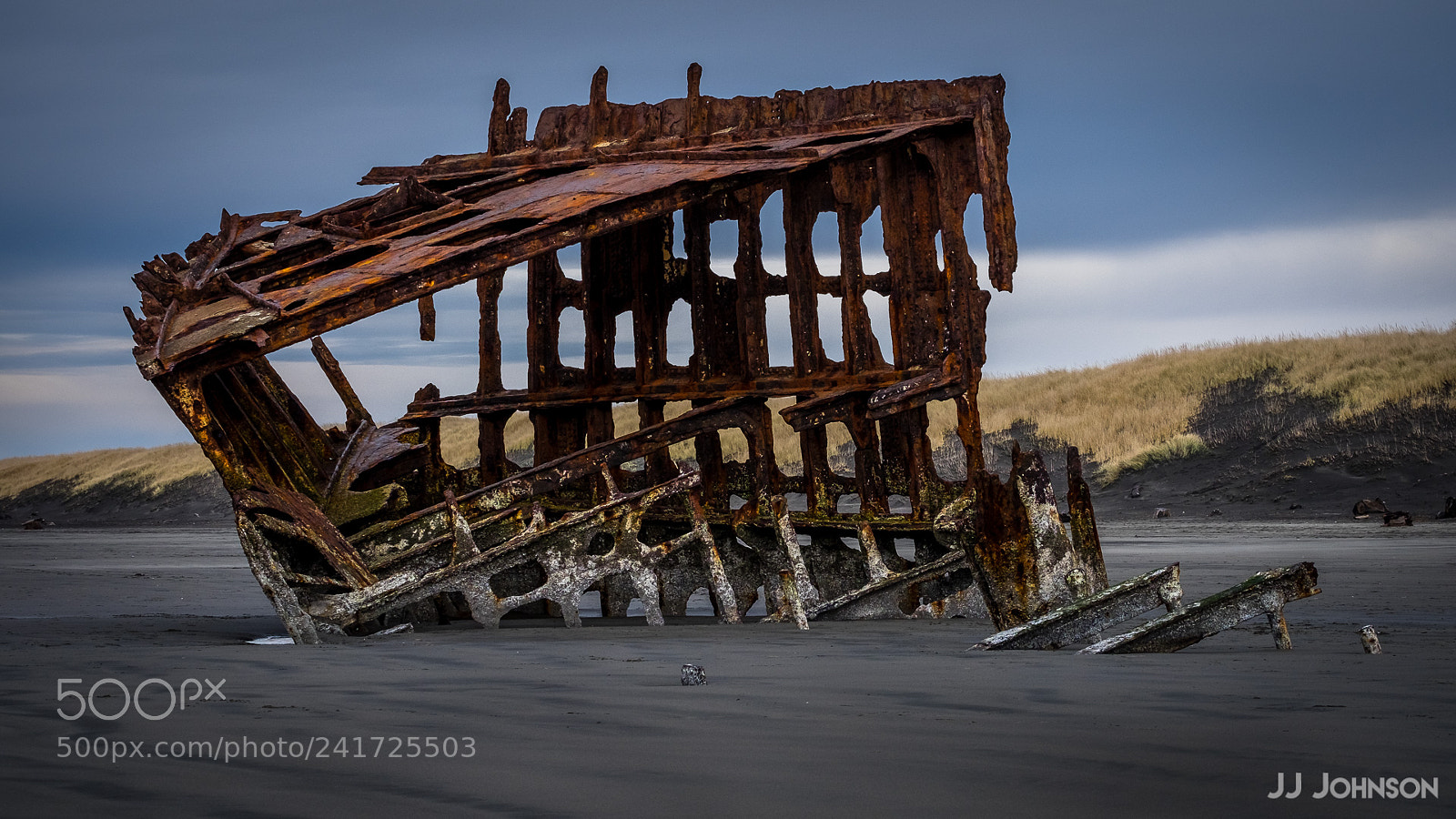 Fujifilm X-T10 sample photo. Run aground photography