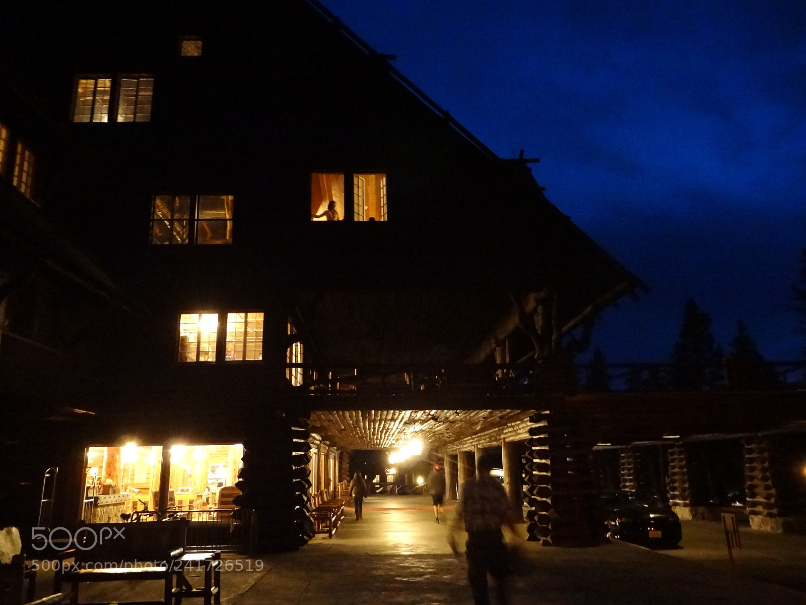 Sony Cyber-shot DSC-HX100V sample photo. Evening at the lodge photography