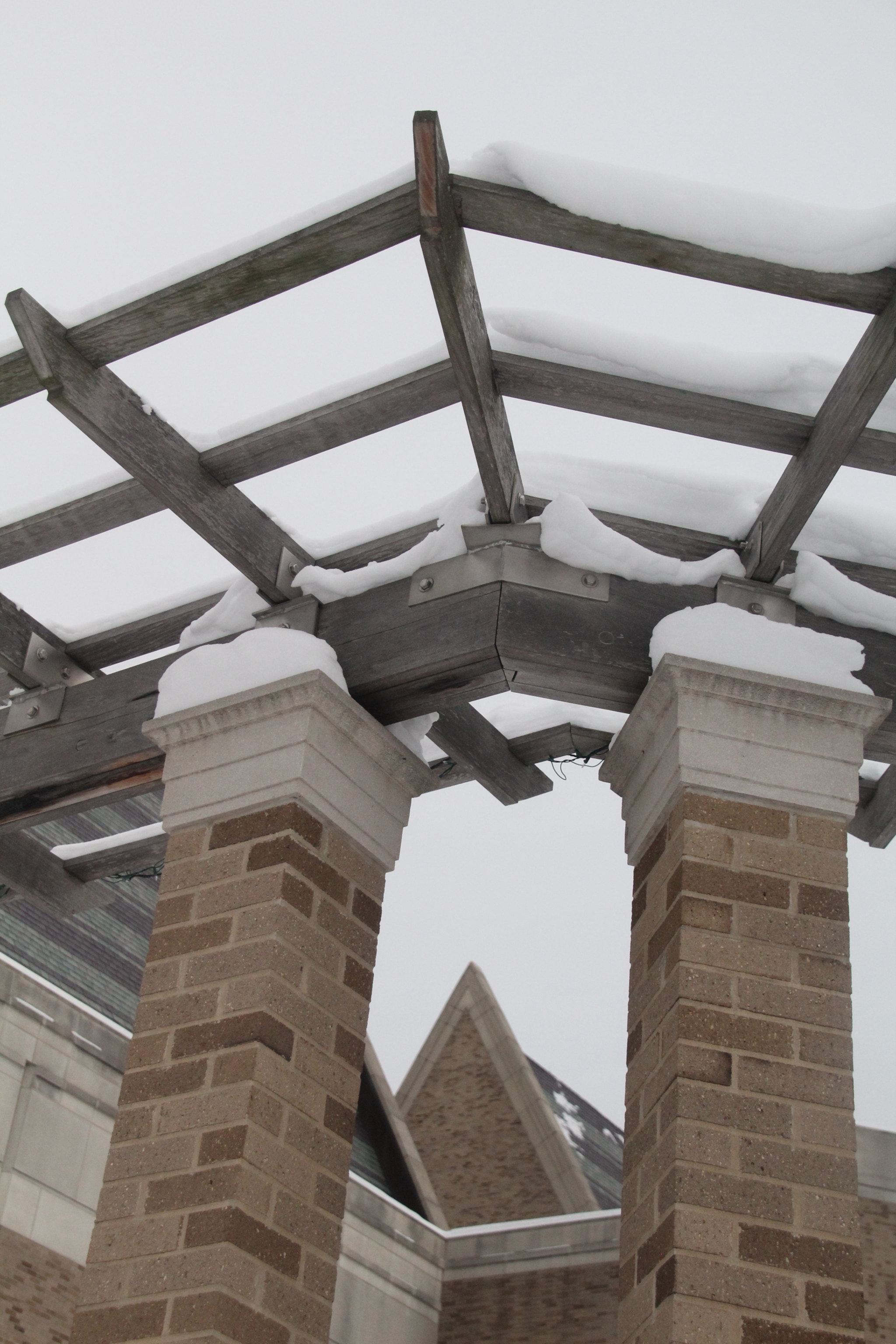 Canon EOS 1200D (EOS Rebel T5 / EOS Kiss X70 / EOS Hi) sample photo. Outside debartolo hall. 在debartolo大廳外面。 photography