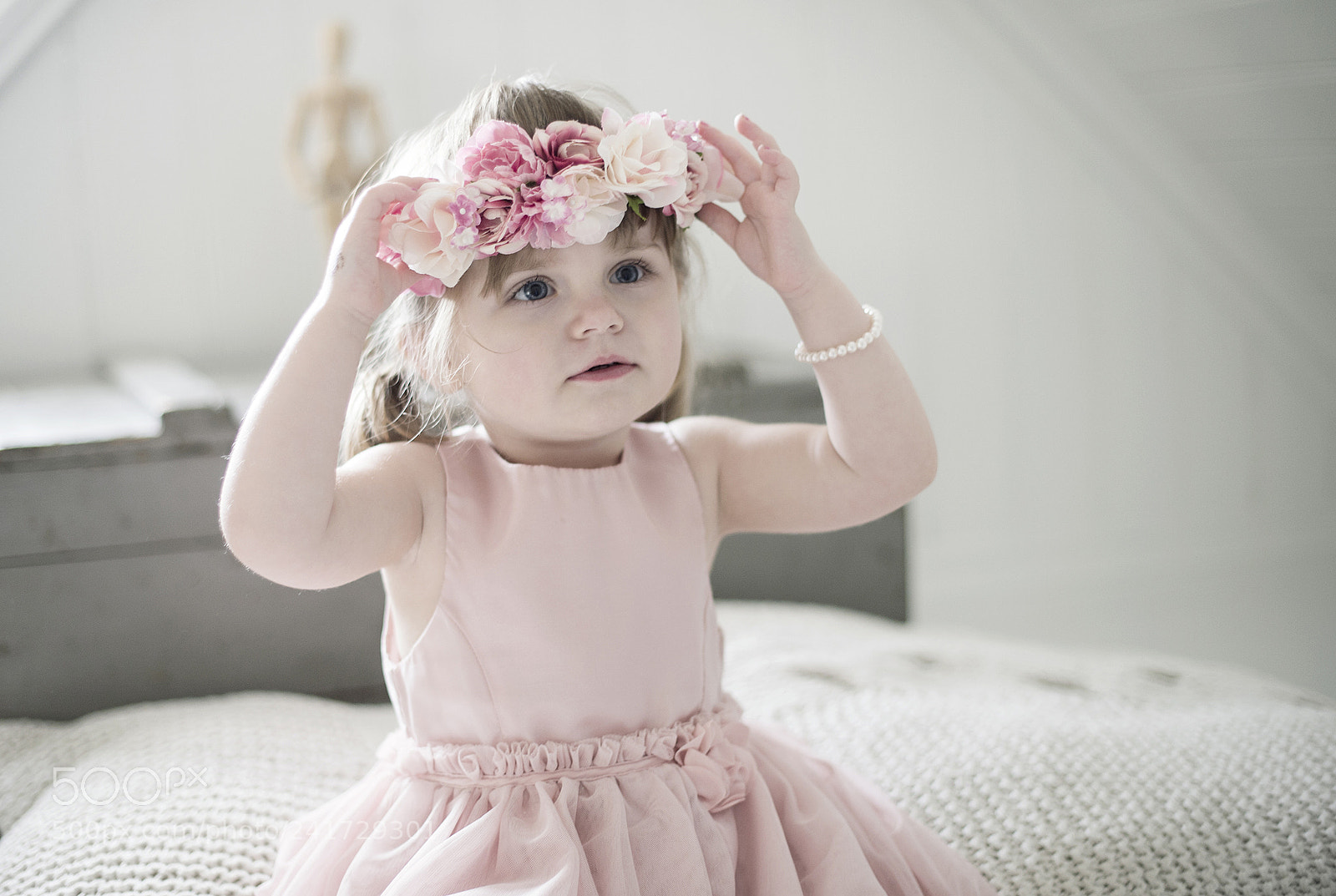 Nikon D4 sample photo. Flower girl photography
