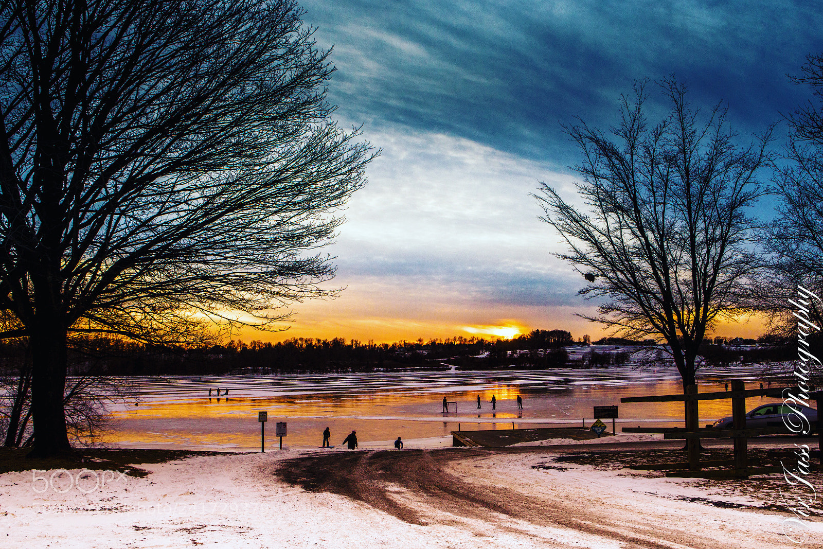 Canon EOS 6D Mark II sample photo. The sun setting over photography
