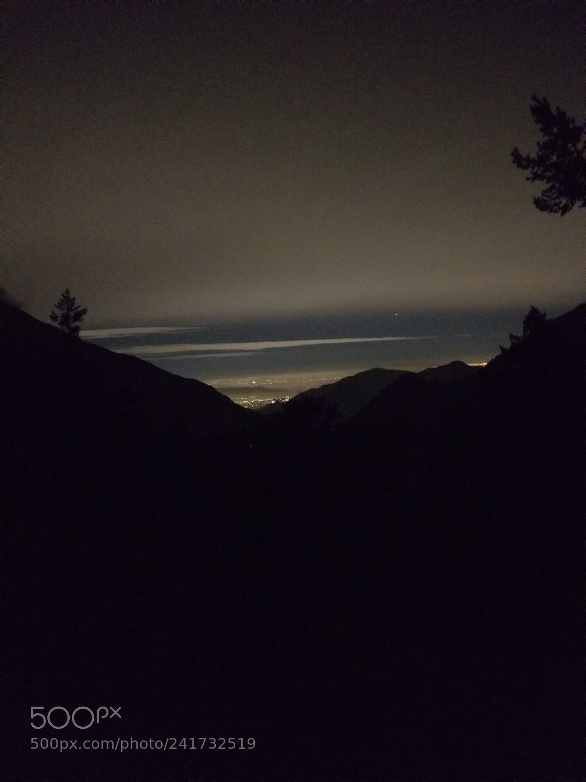 Samsung Galaxy S8 sample photo. Coming down the mountain photography