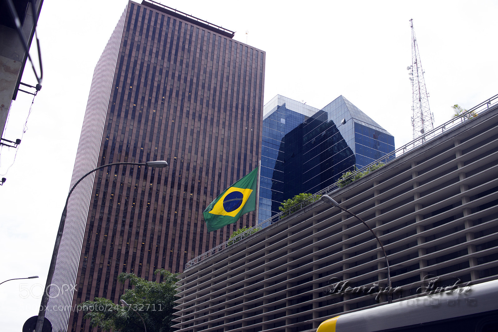 Canon EOS 600D (Rebel EOS T3i / EOS Kiss X5) sample photo. Cidade photography