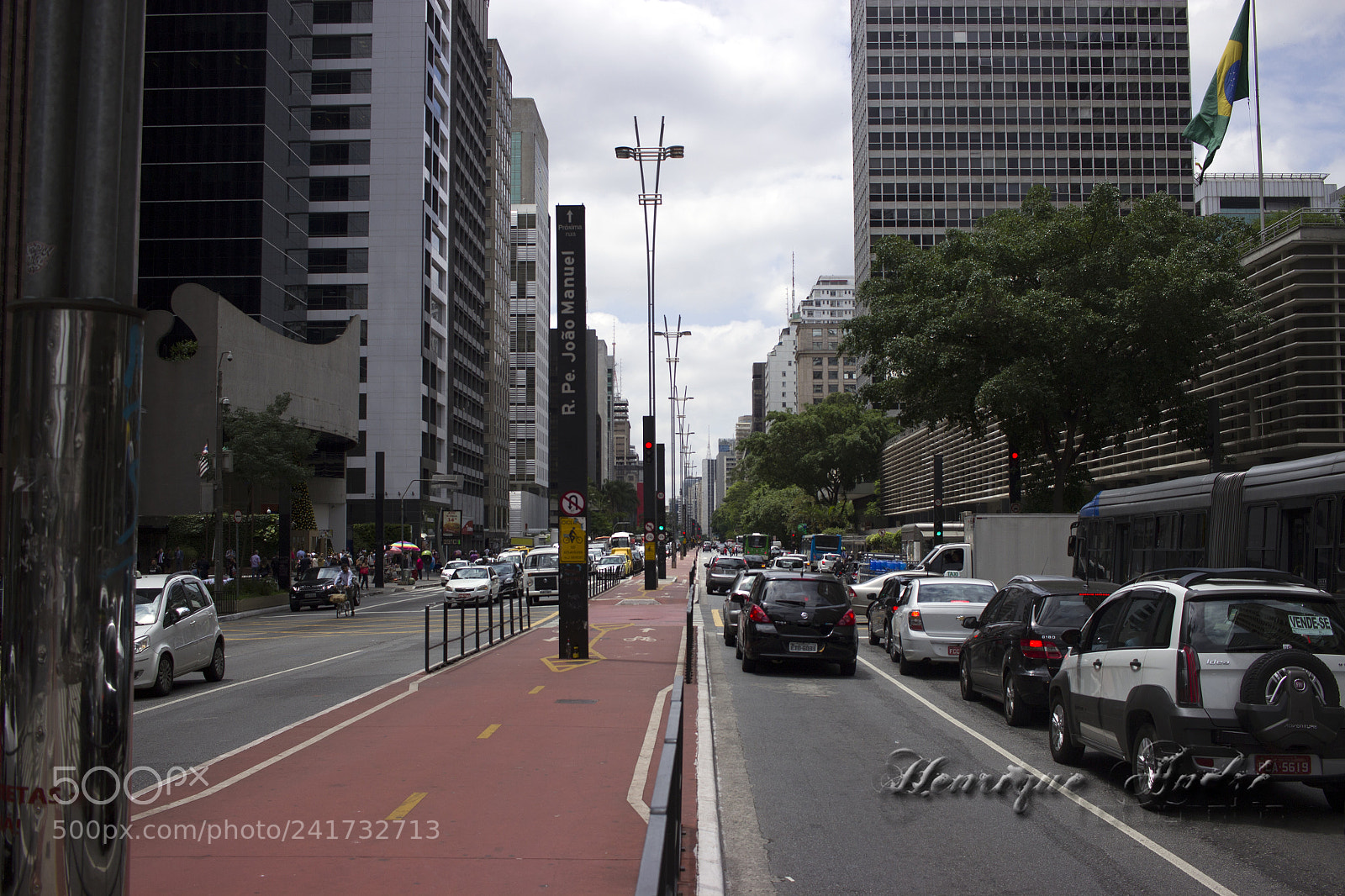 Canon EOS 600D (Rebel EOS T3i / EOS Kiss X5) sample photo. Cidade photography