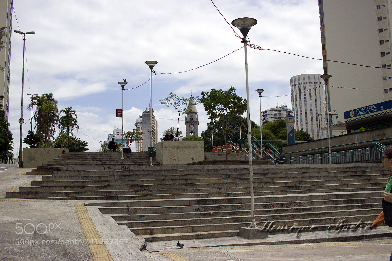 Canon EOS 600D (Rebel EOS T3i / EOS Kiss X5) sample photo. Cidade photography