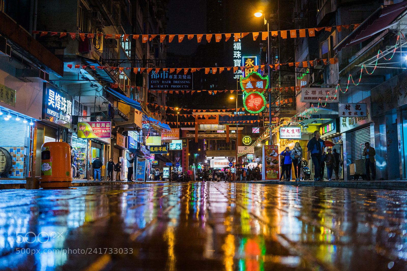 Sony a7 sample photo. Temple street night market #2 photography